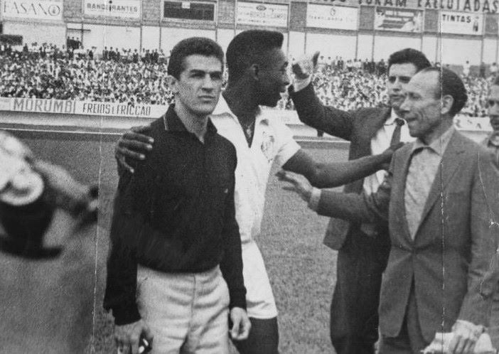 Eder Jofre and soccer legend Pele.