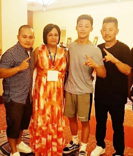 Welterweight prospect Brandon Lee (second from right) and family. Photo courtesy of the Lee family