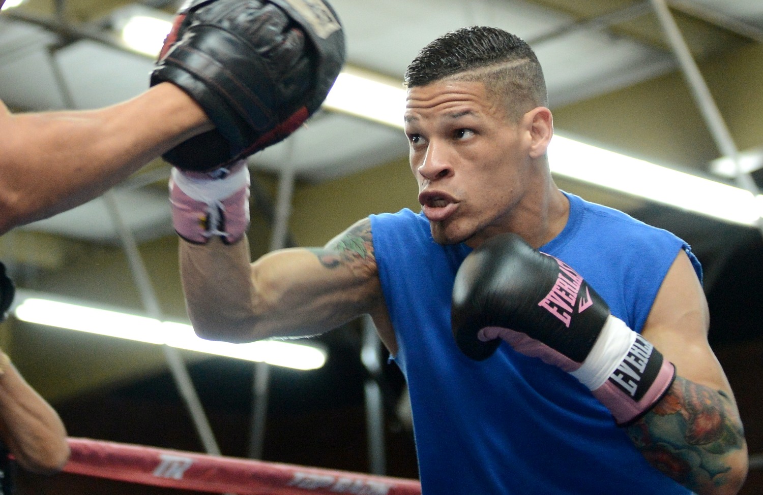 Cruz looks to be boxings first openly gay champion photo