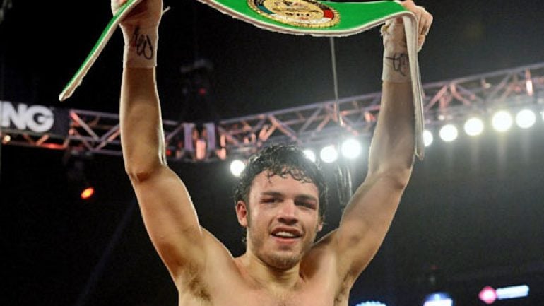 Julio Cesar Chavez Jr. gets it right this time: Weekend Review