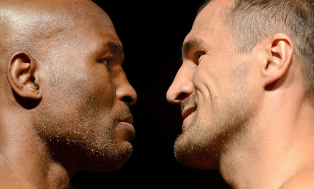 Bernard Hopkins (L) faces Sergey Kovalev at the weigh-in for their Nov. 8 fight. Photo by Naoki Fukuda.