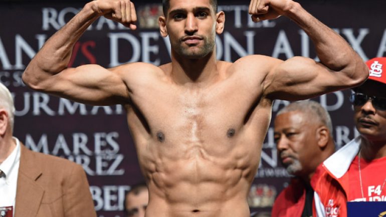 Khan says he can beat Mayweather, but willing to fight Pacquiao