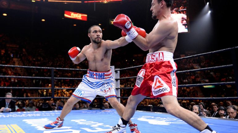 Keith Thurman outclasses Robert Guerrero to win a one-sided decision