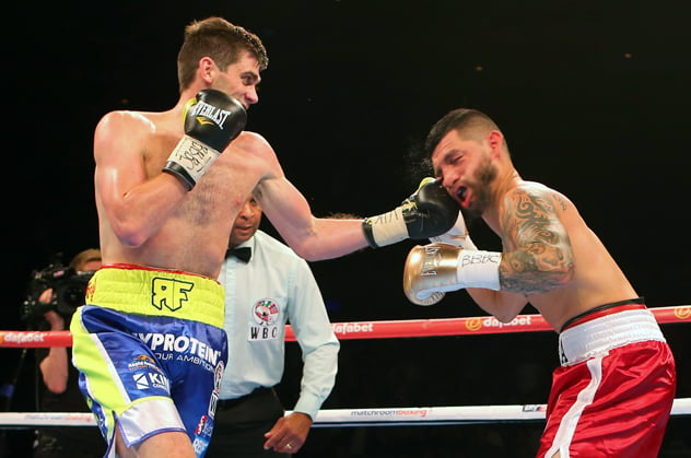 Rocky Fielding (L) nails Bryan Vera with a left hook. Photo by Dave Thompson/Getty Images.