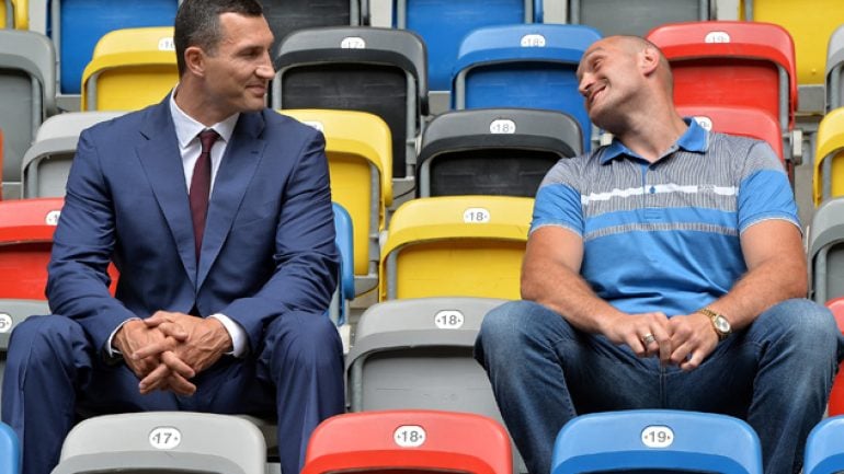 Final Klitschko-Fury media conference passes without incident
