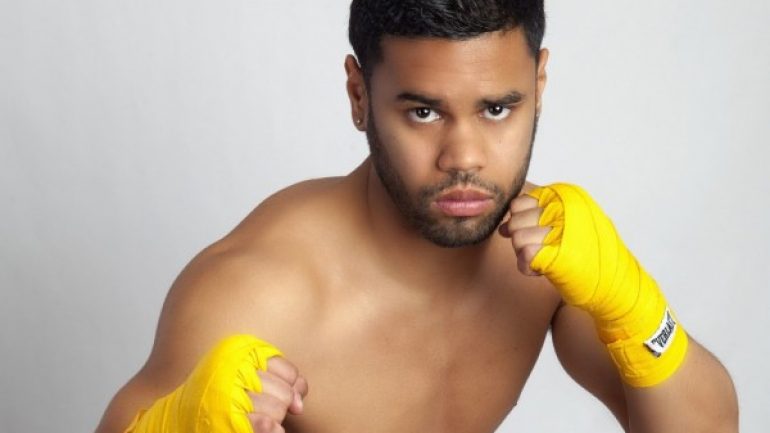 Former amateur star Shemuel Pagan is out with a partial tear in knuckle
