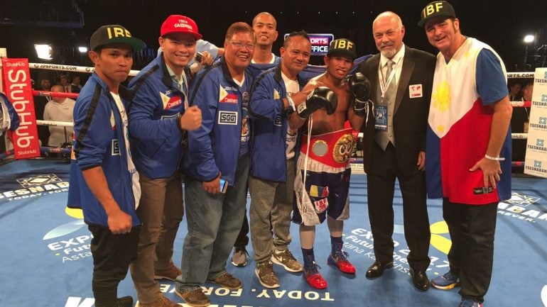 Casimero to vacate flyweight belt in search of big fights at 115