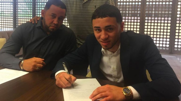Joseph Adorno signs with Top Rank Promotions