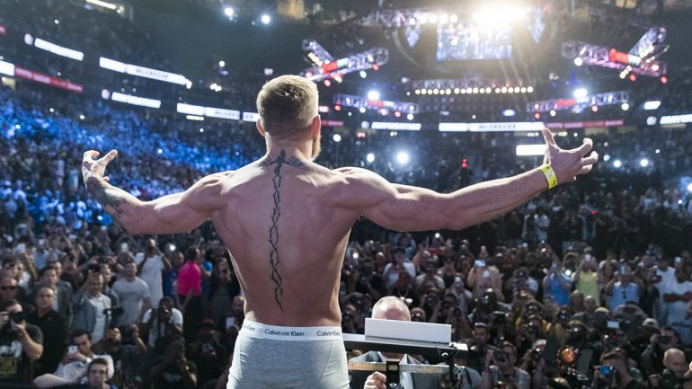 Mayweather-McGregor weigh-in results and photos