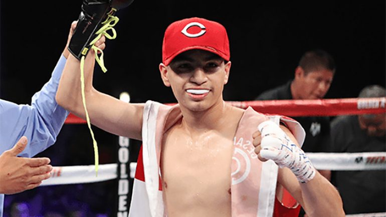 Cesar Diaz, undefeated Golden Boy prospect, dies in car crash at age 20