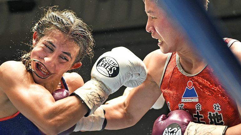 Photo gallery: Naoko Fujioka vs. Yokasta Valle