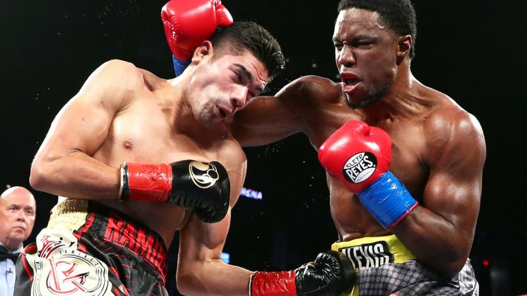 Gilberto Ramirez retains 168-pound title with victory over Roamer Angulo but fails to impress