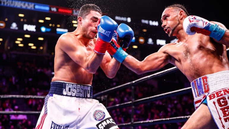 Keith Thurman survives determined Josesito Lopez, retains title by majority decision