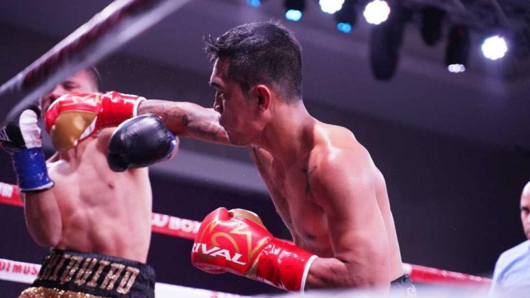 Aston Palicte destroys Jose Martinez in two rounds, earns rematch with WBO champ Nietes