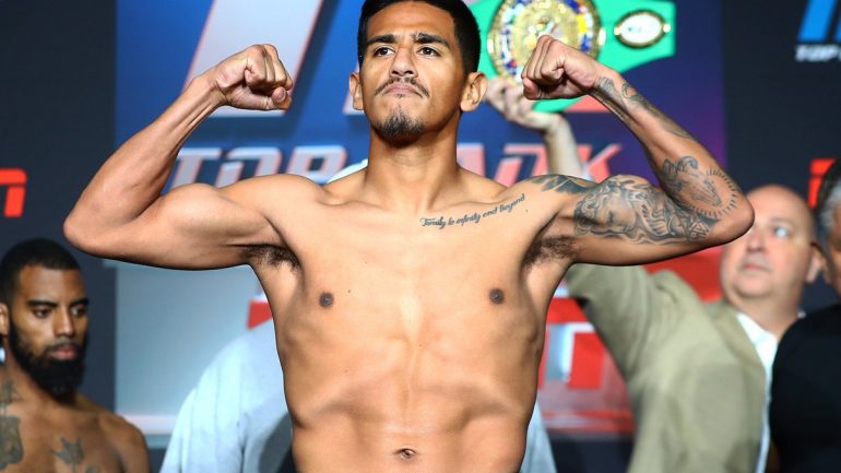 Jessie Magdaleno shakes off rust against lethargic Rico Ramos