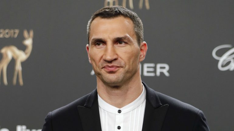Wladimir Klitschko rescued from yacht after fire