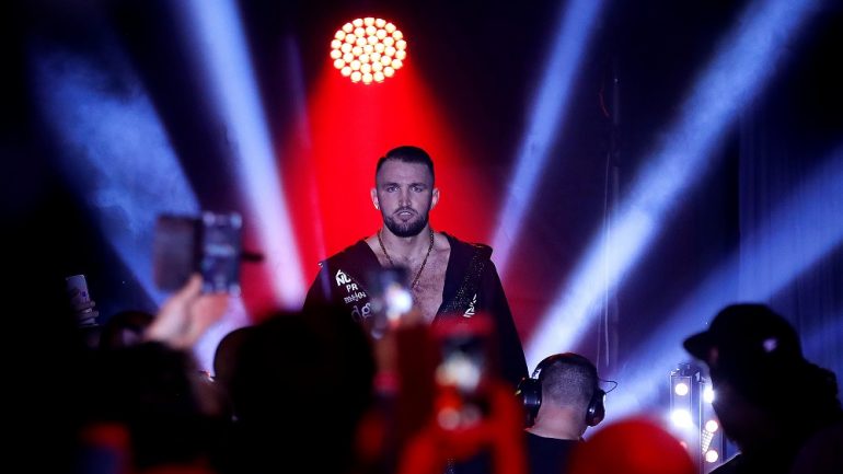 Press Release: Hughie Fury signs with Matchroom Boxing