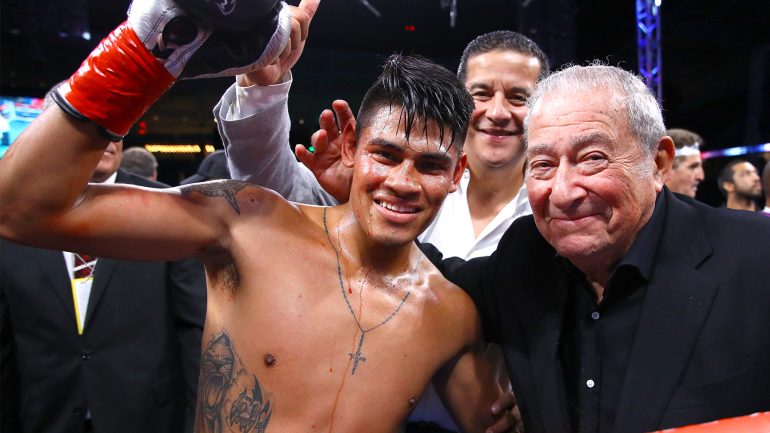 Emanuel Navarrete keeps busy with title defense in Mexico