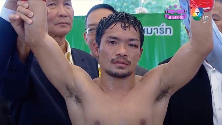 Knockout CP Freshmart stops Siridech Deebook in three rounds for ninth title defense