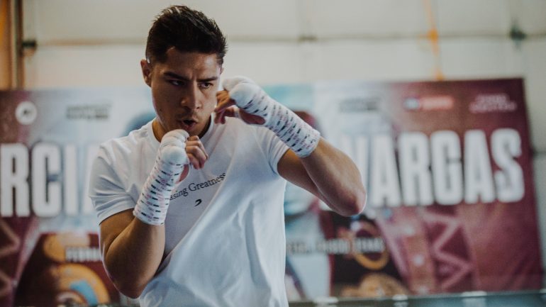 Jessie Vargas will take on Liam Smith on the Taylor-Serrano undercard on April 30