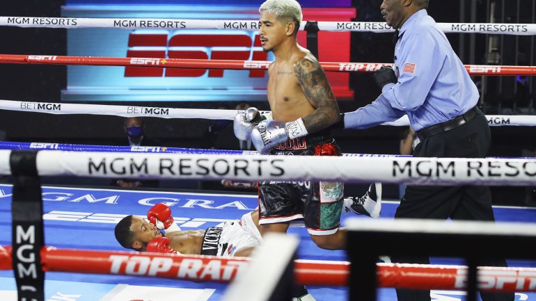 Jessie Magdaleno wins DQ over Yenifel Vicente due to low blows