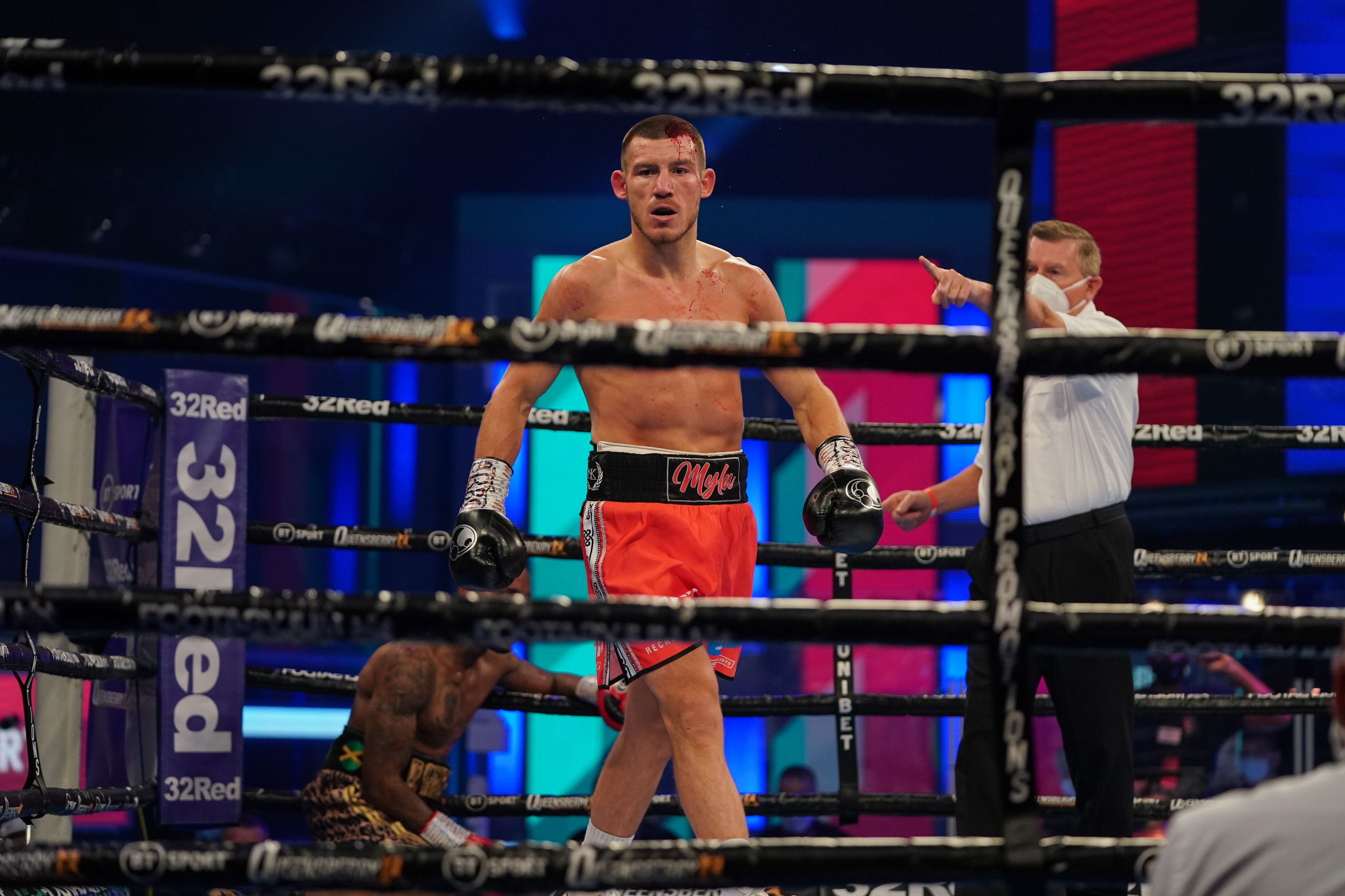 Liam Williams scores a first-round knockout of Andrew Robinson, wants Demet...