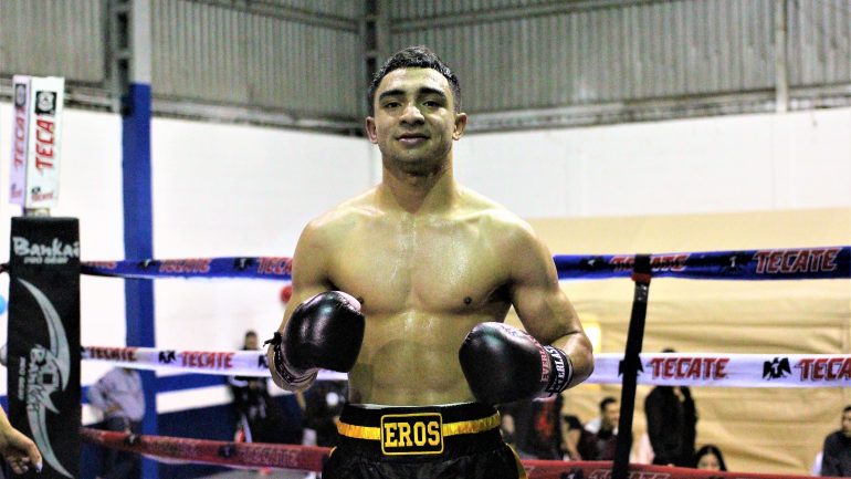 Eros Correa upsets bantamweight up-and-comer Saul Sanchez by 10-round split decision