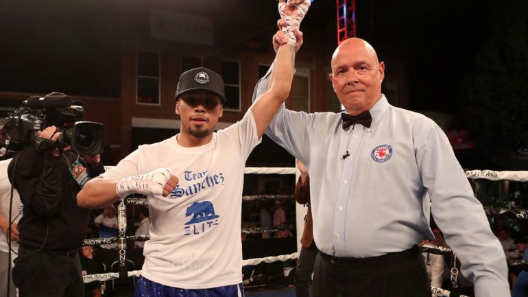Saul Sanchez wants to end the year with a bang against Jose Estrella