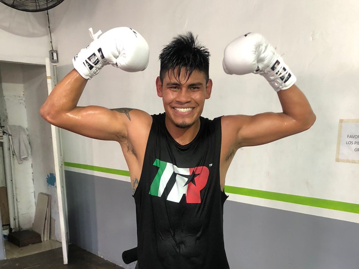 Emanuel Navarrete: I’m happy to say I can be an iconic, strong Mexican fighter