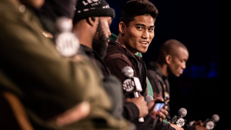 Mark Magsayo intends to show Gary Russell Jr. what Filipino boxers are made of