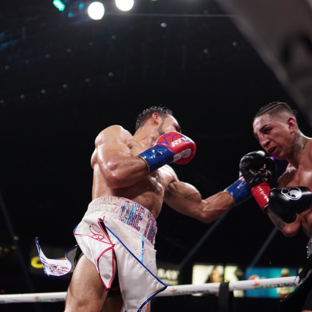 Keith Thurman (left) vs. Mario Barrios. Image courtesy of Premier Boxing Champions