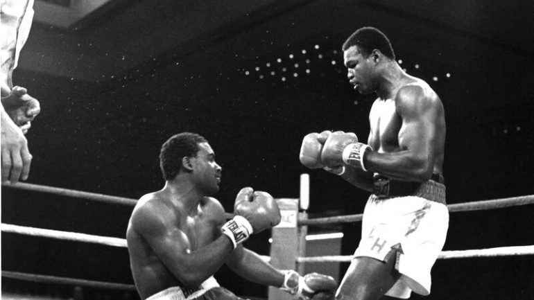 On this day: Larry Holmes drops Ocasio with a jab, scores four knockdowns, retains WBC title
