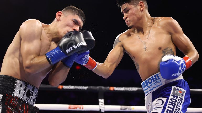 Emanuel Navarrete vacates WBO featherweight title, will remain at 130 pounds