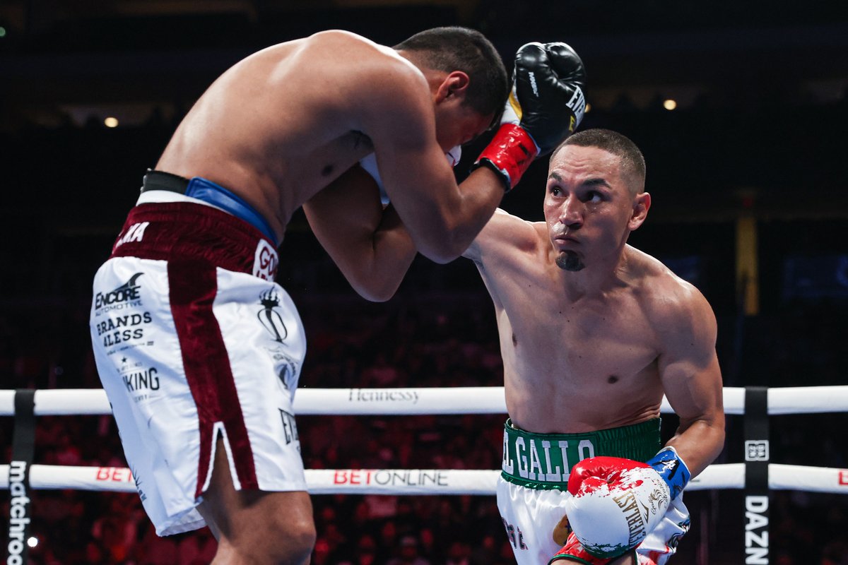 Juan Francisco Estrada (right) and Roman Gonzalez put on another classic in their rubbermatch, won by "El Gallo." Photo: @MatchroomBoxing