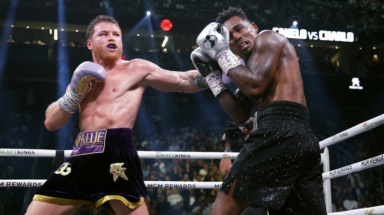 Canelo Alvarez makes Jermell Charlo a believer, defends championship with onesided decision