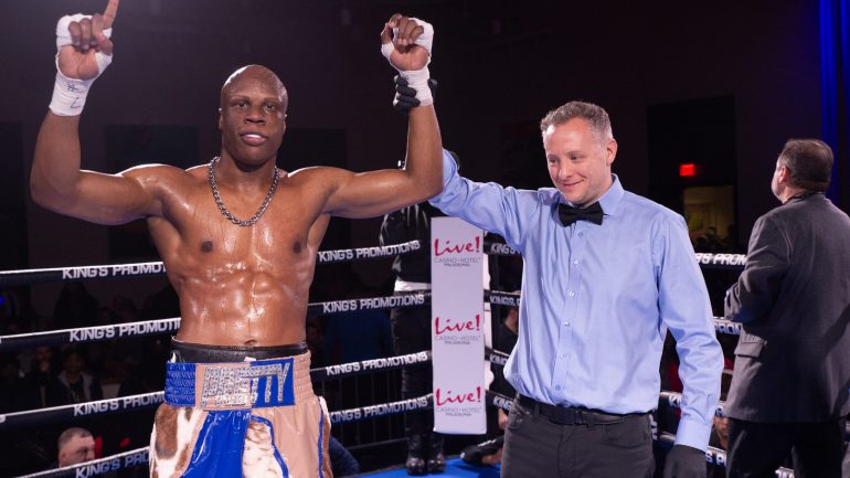 Atif Oberlton stops Cleotis Pendarvis in two rounds in homecoming bout