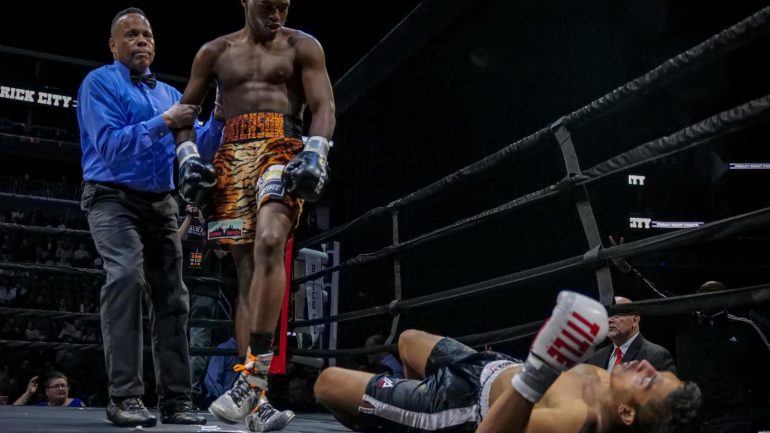 Dwyke Flemmings Jr., born to fight, wants to get the most out of boxing