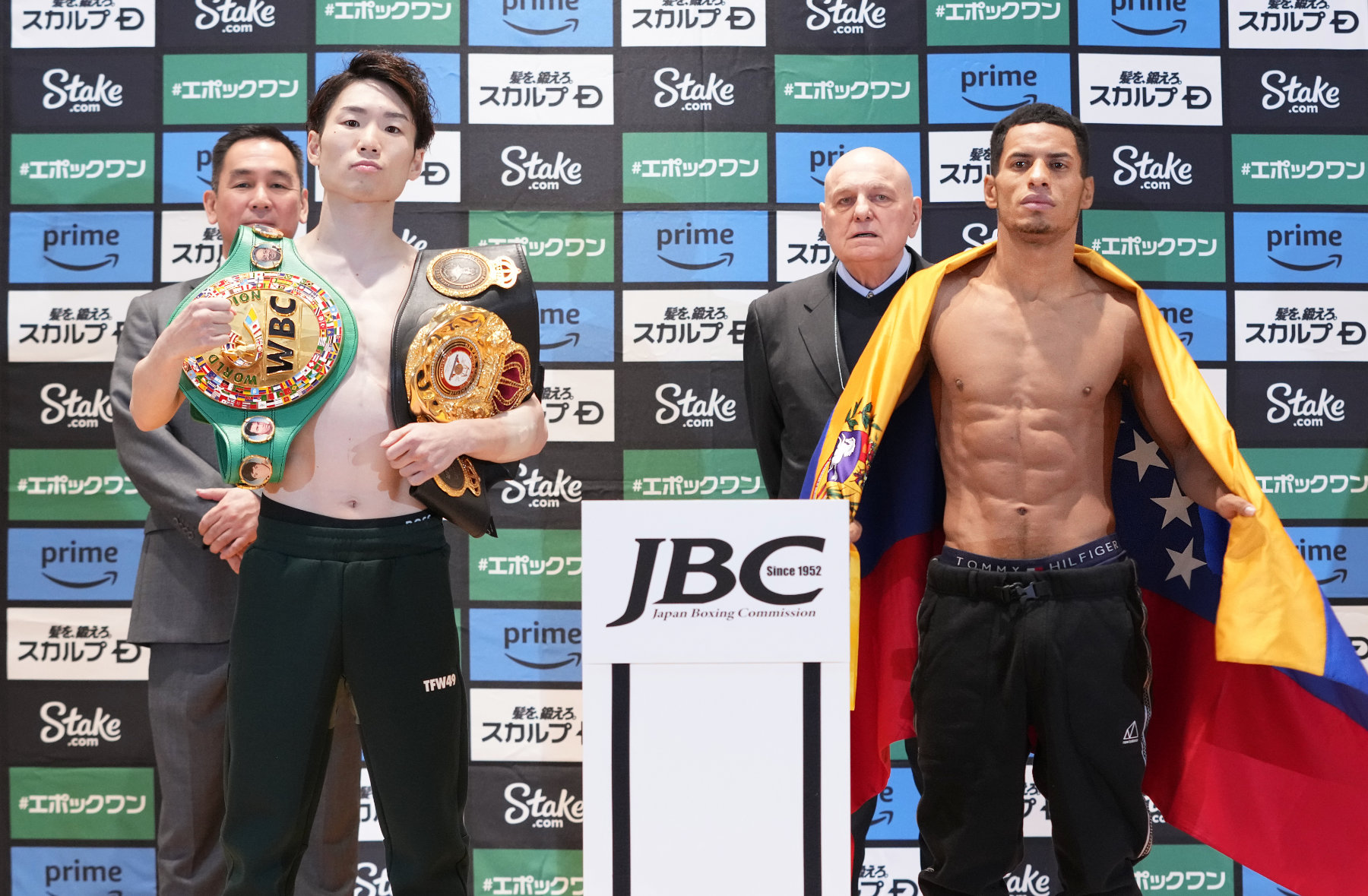 Kenshiro Teraji battles Carlos Canizales to MD victory, retains Ring, WBA, WBC 108-pound titles