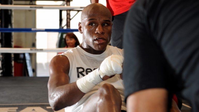 Floyd Mayweather Jr. once more says will never fight again