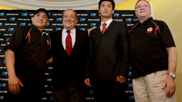 Murata signs with Top Rank