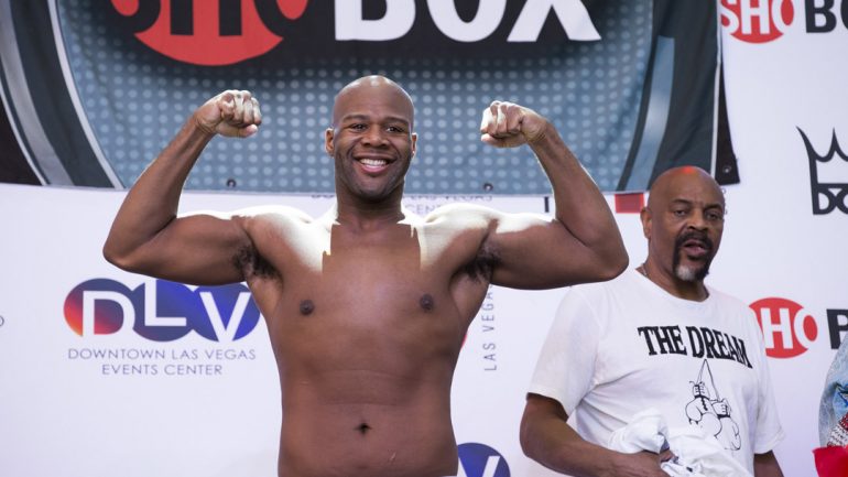 Trevor Bryan-Derric Rossy ShoBox weigh-in by Esther Lin/Showtime